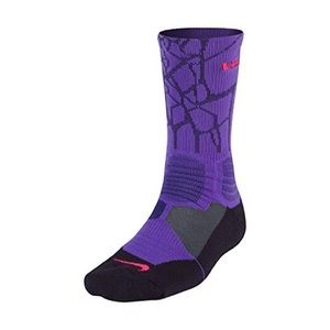 LEBRON JAMES PURPLE NIKE ELITES